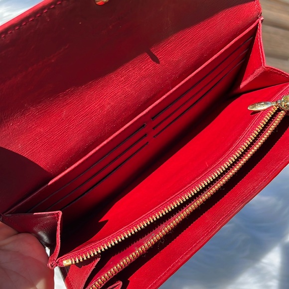 LV Louis Vuitton Cherry Red Vernis Long Wallet with LV Dust Bag - Picture 10 of 17